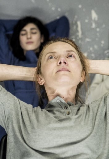 OKT / Vilniaus miesto teatras: Terapijos (rež. Kirilas Glušajevas) | Panevėžys